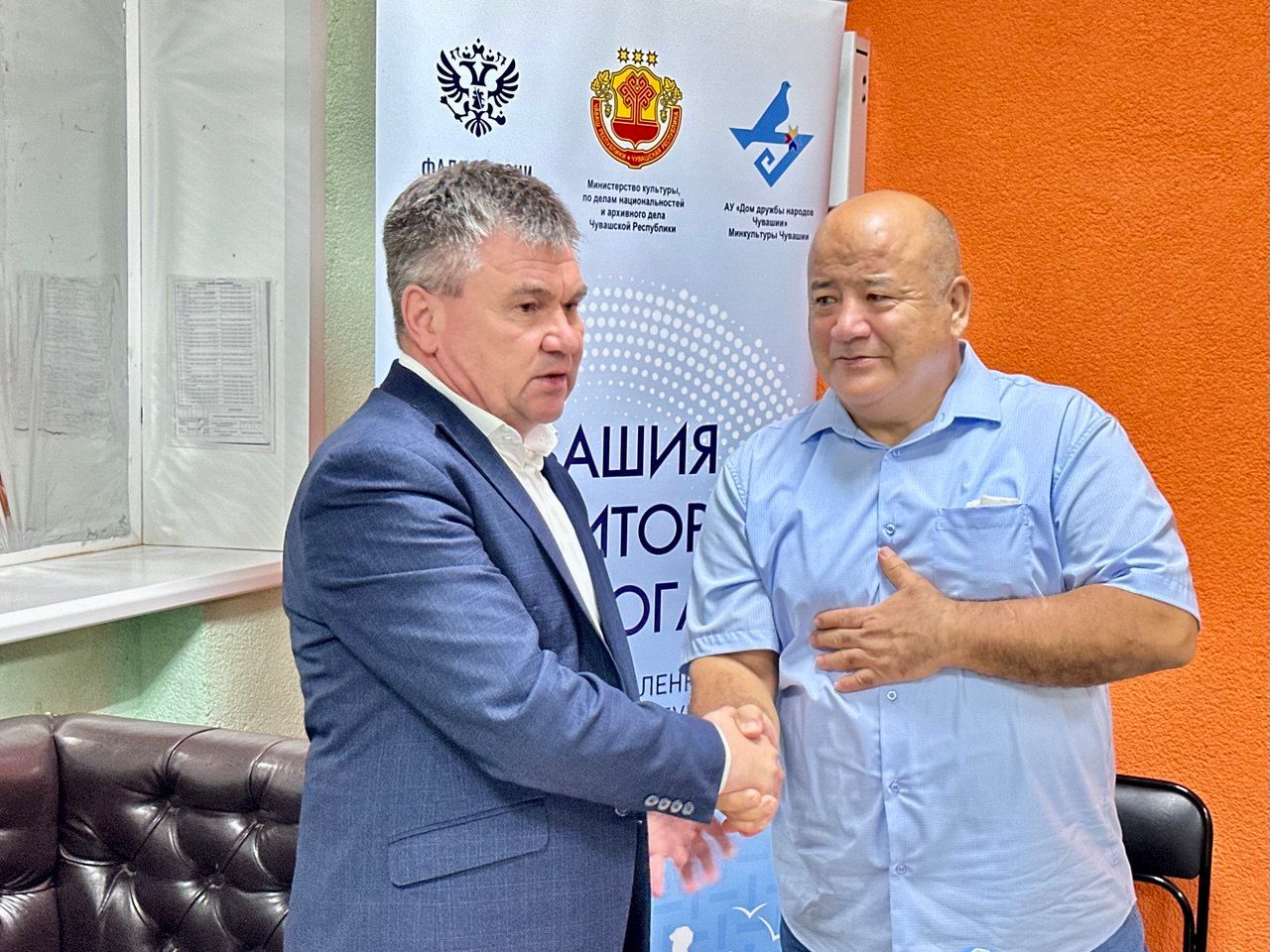 photo_5337012459380277103_y (2).jpg